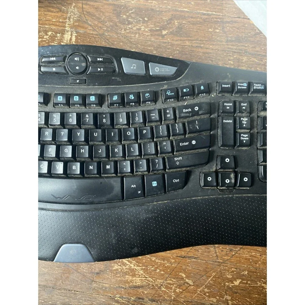 Genuine VTG Logitech Cordless Computer Keyboard Model Y-RCP140 No Receiver USED